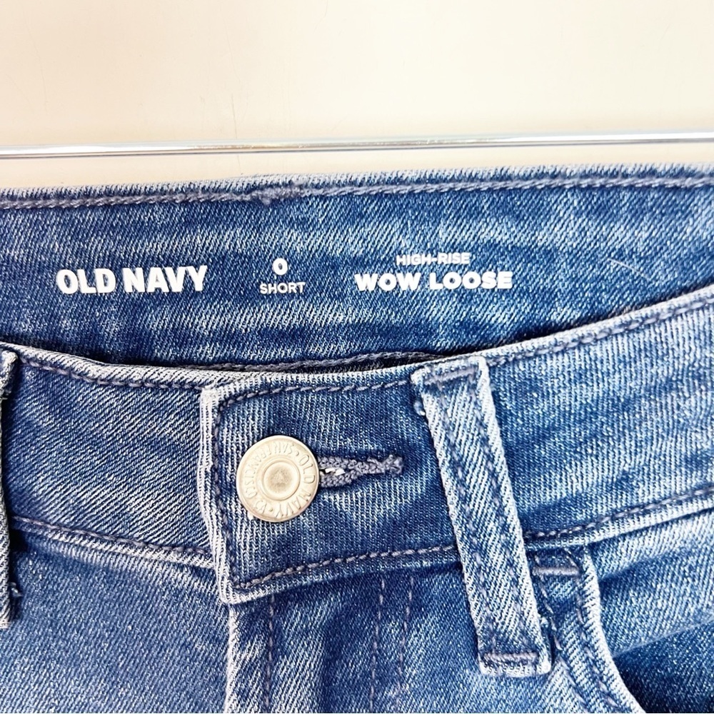 OLD NAVY WOW LOOSE STRAIGHT HIGH RISE JEANS MEDIUM RINSE WOMENS SZ 0 SHORT - Picture 2 of 5